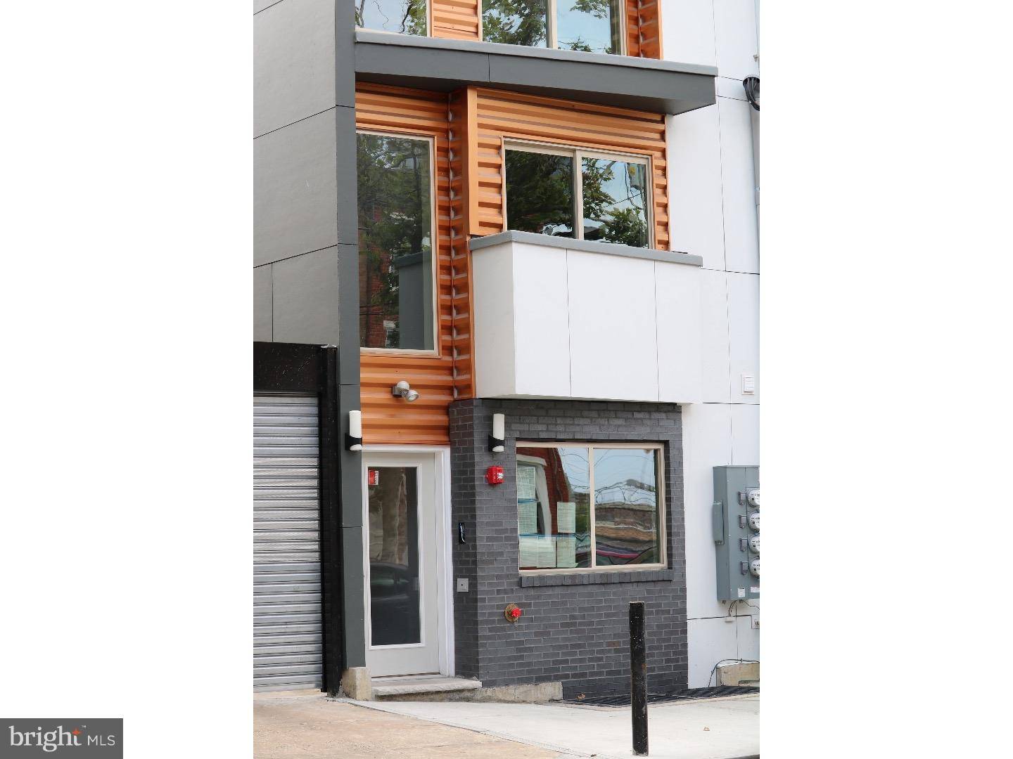 Philadelphia, PA 19122,1524 N 2ND ST #2