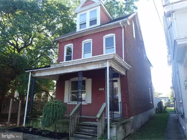 1050 QUEEN ST, Pottstown, PA 19464