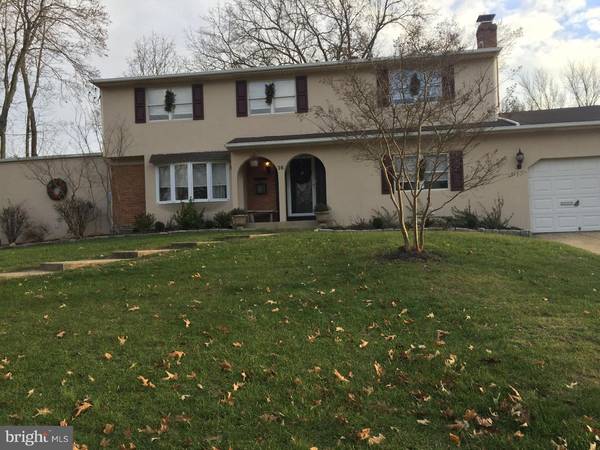 16 RIDGEWOOD AVE, Delran, NJ 08075