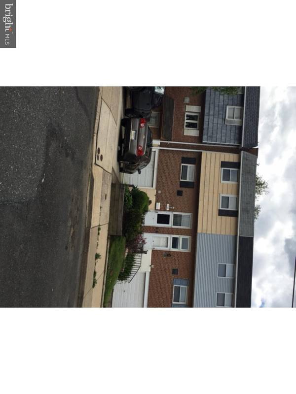 3539 SUSSEX LN, Philadelphia, PA 19114