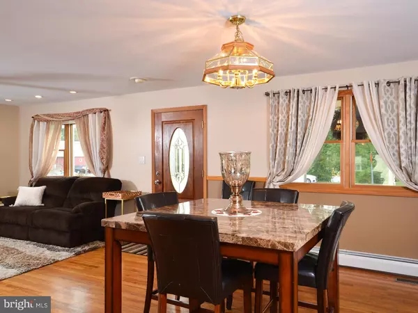 Maple Shade, NJ 08052,551 ALEXANDER AVE