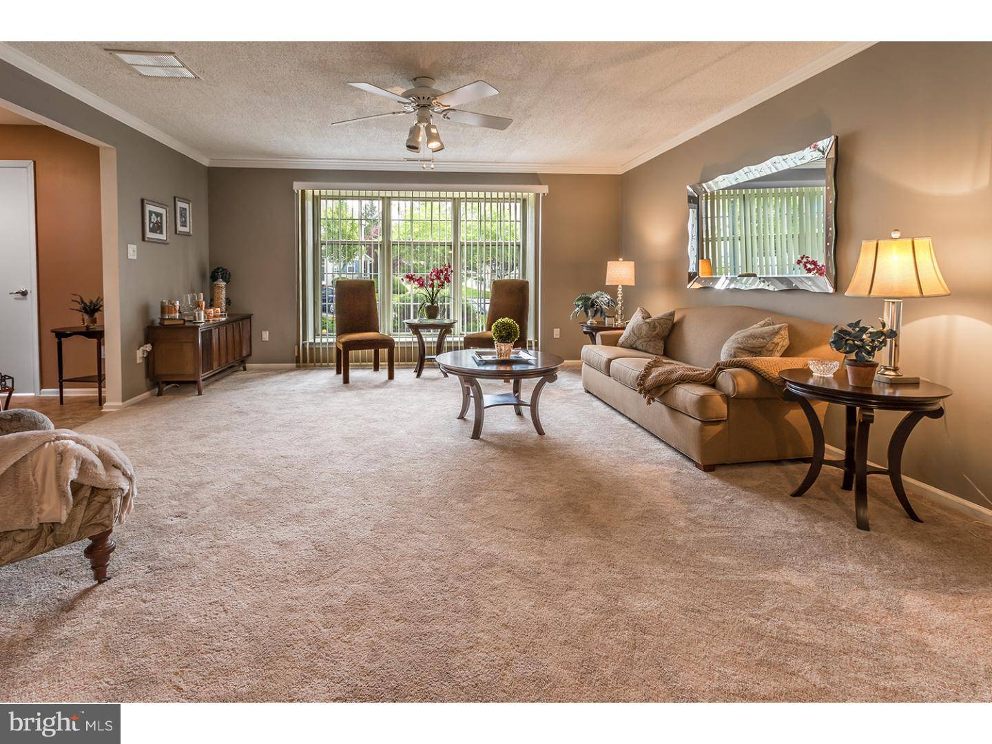 Mount Laurel, NJ 08054,208 OLIPHANT LN