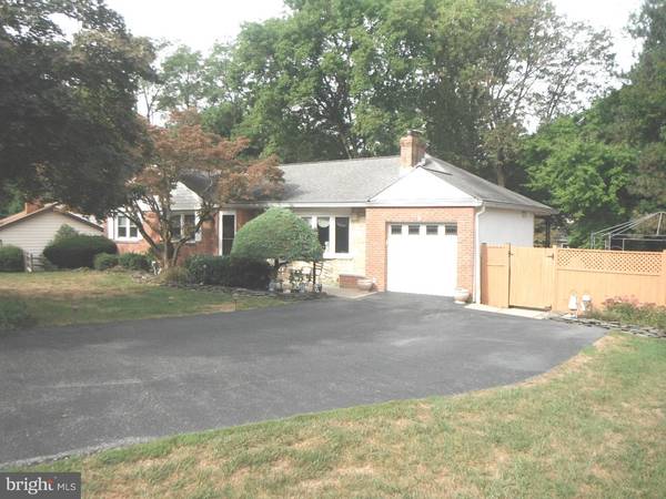 1432 CAROL RD, Abington, PA 19046