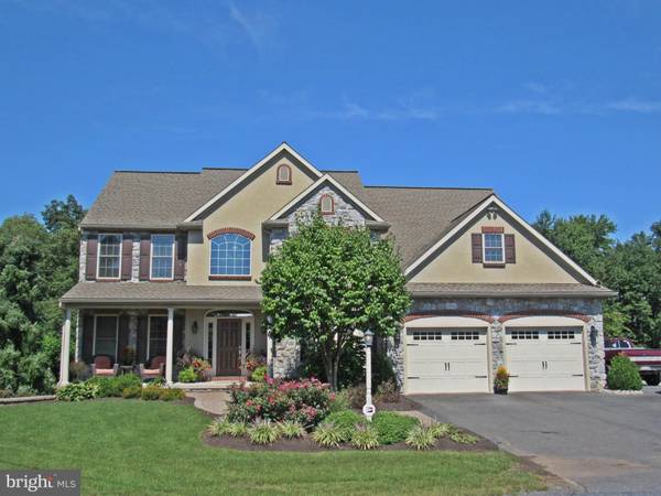 150 PLEASANT VALLEY RD, East Earl, PA 17519