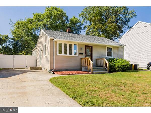 428 9TH AVE, Lindenwold, NJ 08021