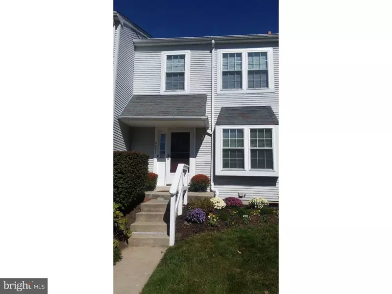 2491 HILLENDALE DR, Norristown, PA 19403