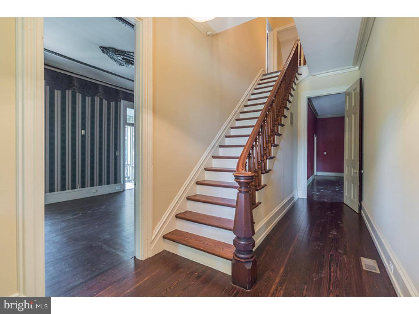Haddonfield, NJ 08033,114 KINGS HWY W