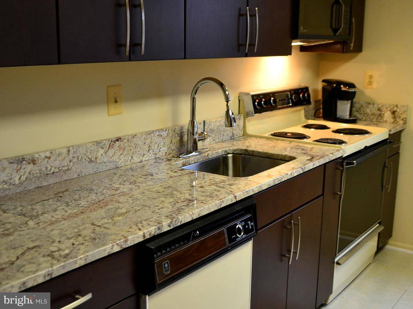 Cockeysville, MD 21030,10602 PARTRIDGE LN #A-3
