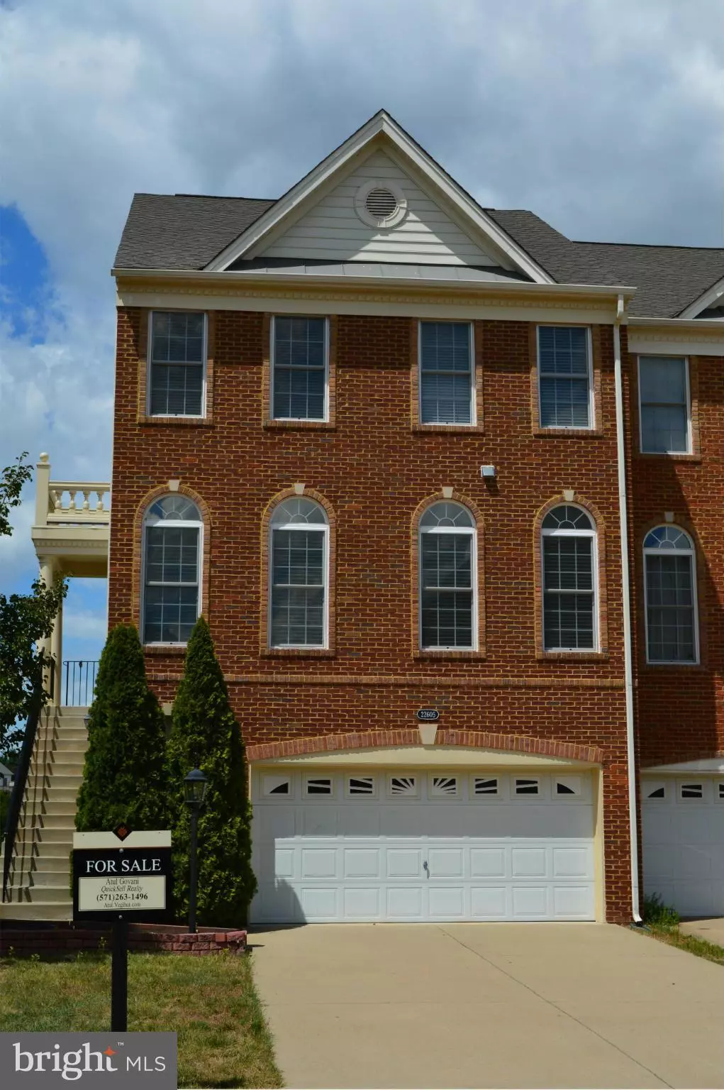 Ashburn, VA 20148,22605 UPPERVILLE HEIGHTS SQ