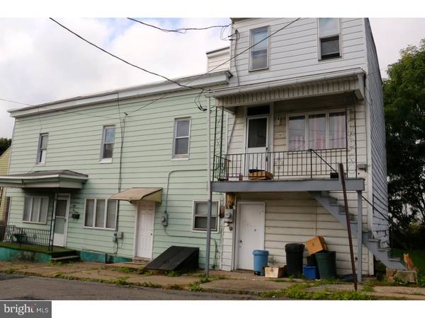 212-214 N WHITE ST, Shenandoah, PA 17976