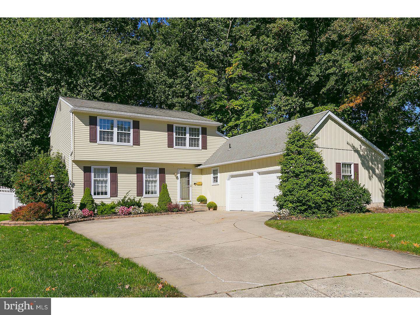 10 RAMBLE PL, Turnersville, NJ 08012