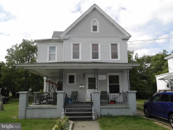 552 N DELAWARE ST, Paulsboro, NJ 08066