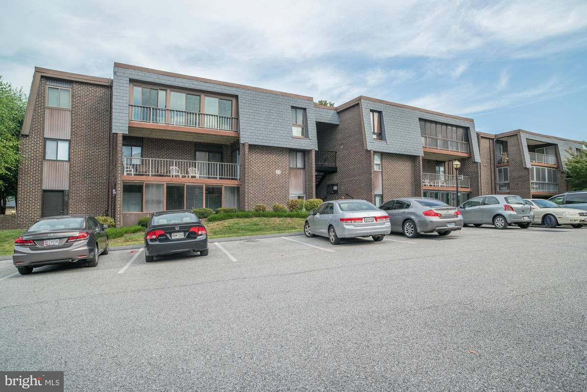 Pikesville, MD 21208,23 STONEHENGE CIR #8