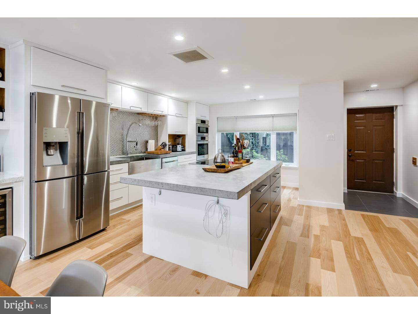 Philadelphia, PA 19103,2032 ARCH ST #C
