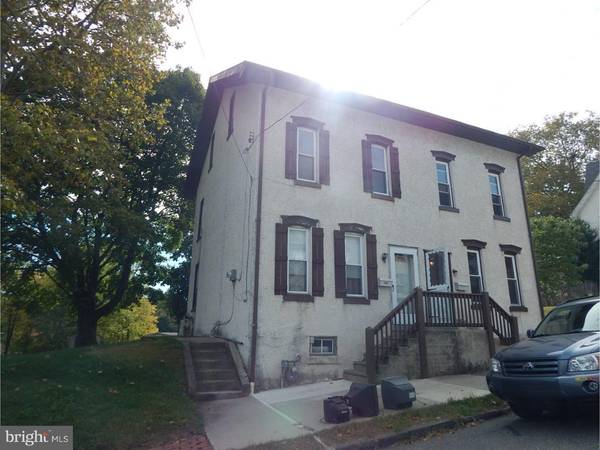 216 CHESTNUT ST, Spring City, PA 19475