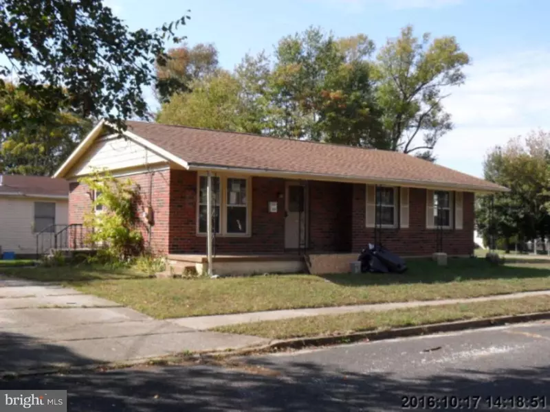 300 HUFF AVE, Paulsboro, NJ 08066