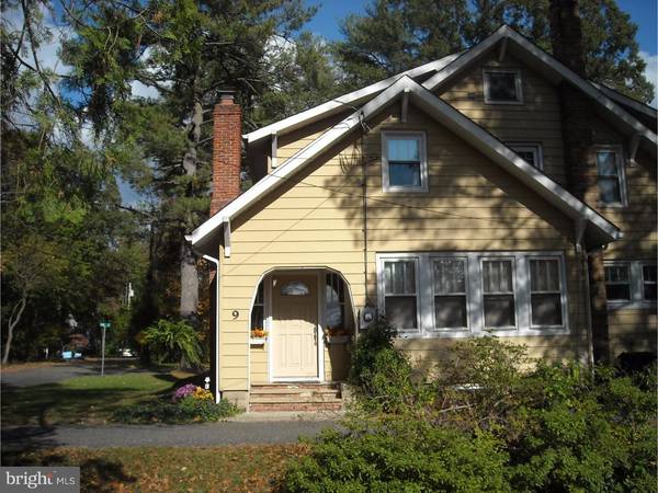 9 SPRUCE ST, Sewell, NJ 08080