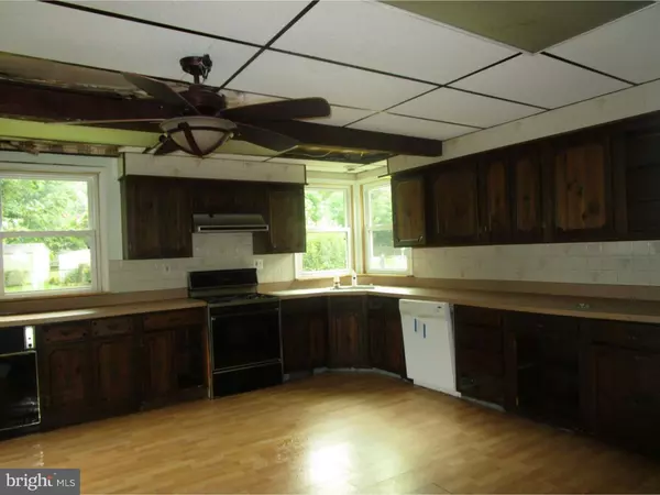 Gloucester City, NJ 08030,27 GOLDY DR