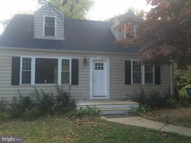 9 GROVEVILLE RD, Bordentown, NJ 08620