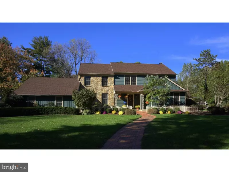 511 EAGLEBROOK DR, Moorestown, NJ 08057