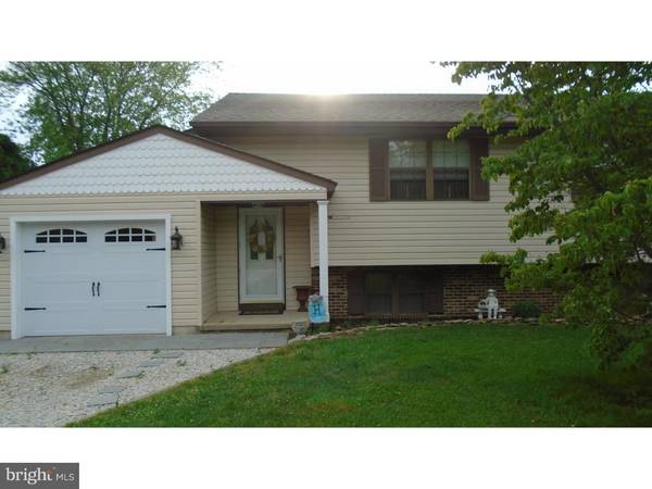 523 JONES RD, Monroe Twp, NJ 08094