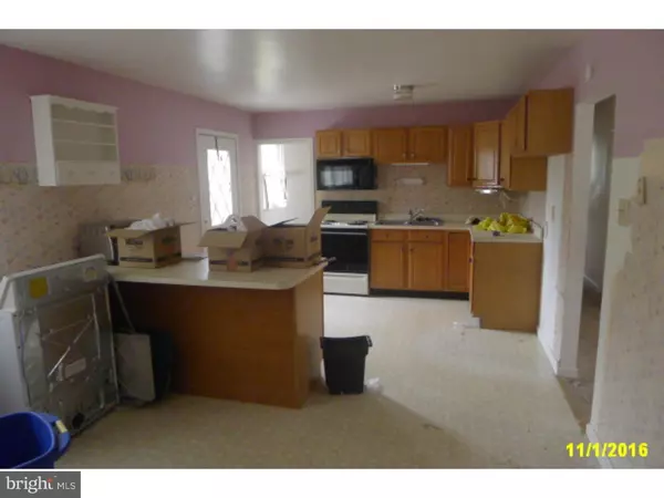 Gibbstown, NJ 08027,921 MULLEN AVE