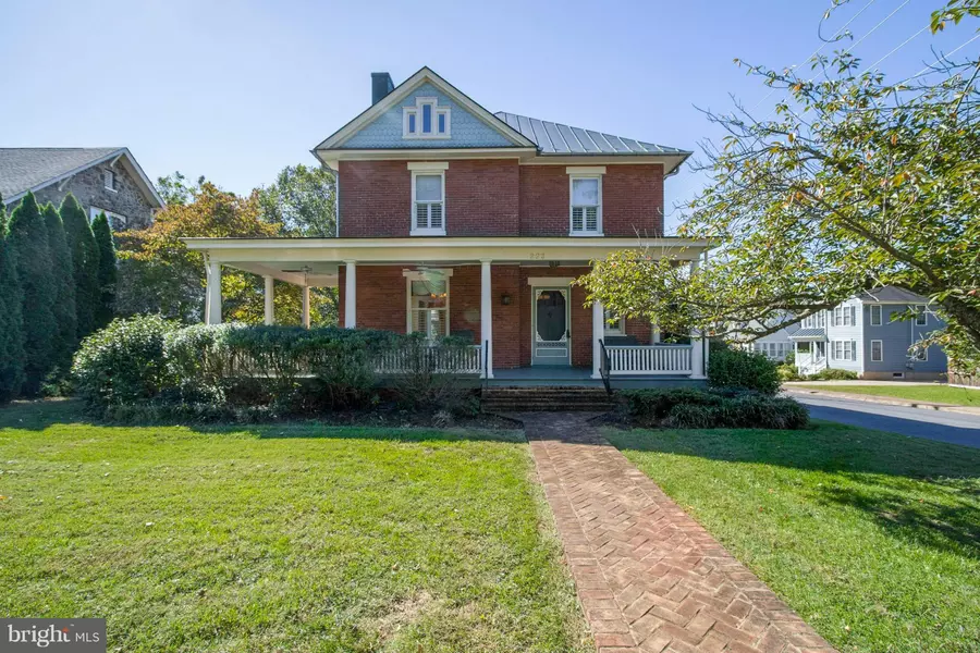 223 PARK AVE, Culpeper, VA 22701