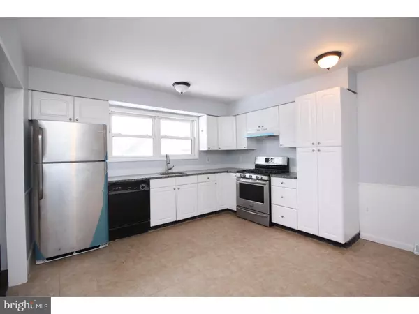 Glendora, NJ 08029,806 W EVESHAM RD