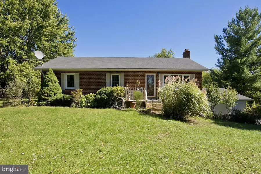 182 AUBURN RD, Berryville, VA 22611