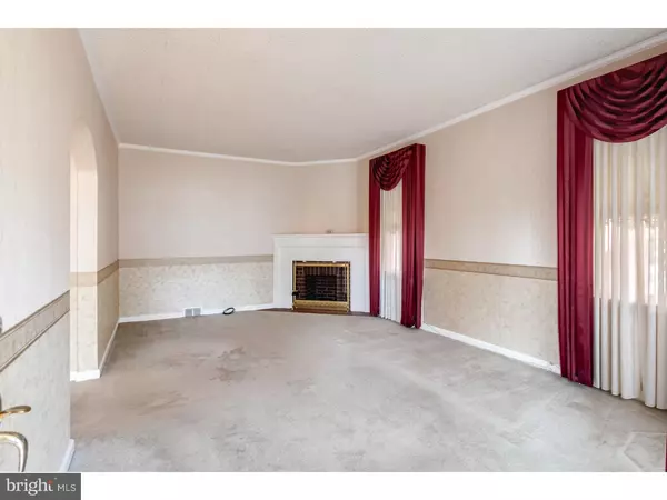 Barrington, NJ 08007,945 LENTON AVE