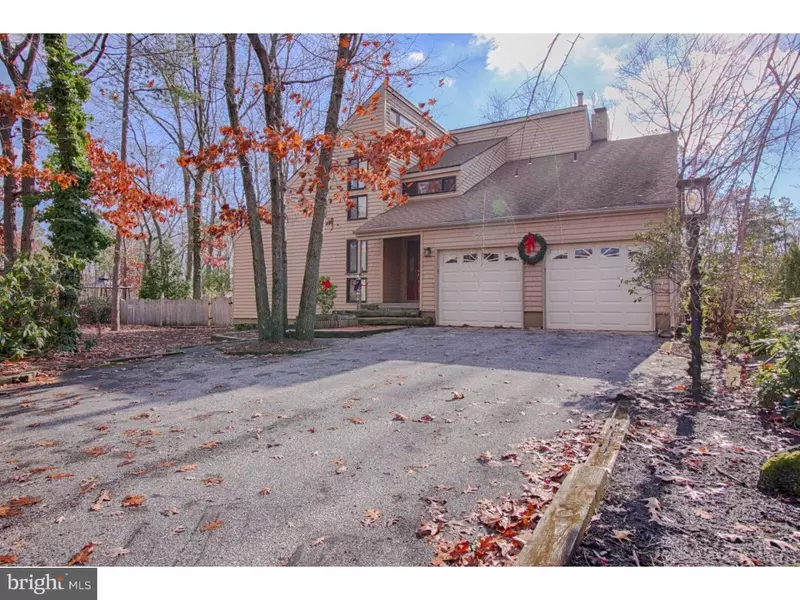 14 WOODHURST DR, Voorhees, NJ 08043