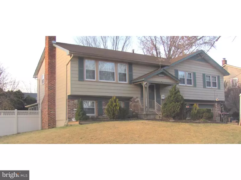 813 UPTON WAY, Somerdale, NJ 08083