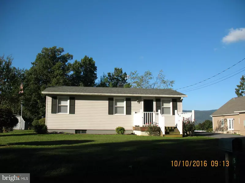 578 MASSANUTTEN AVE, Shenandoah, VA 22849