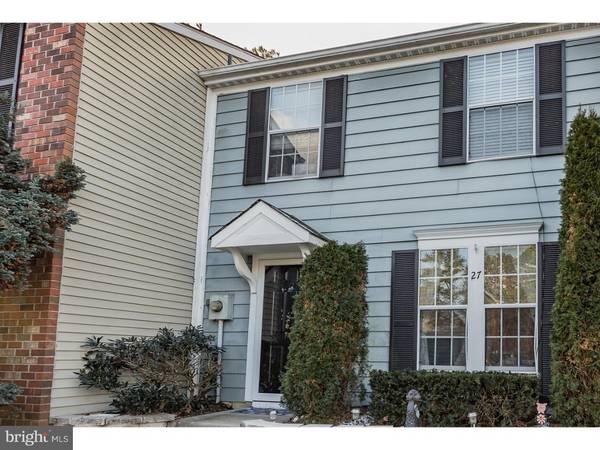 27 DORCHESTER CIR, Evesham Twp, NJ 08053