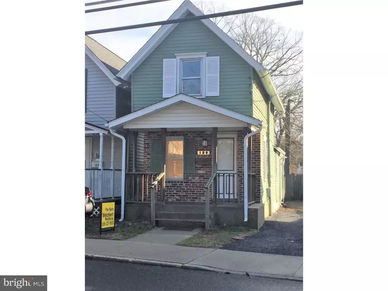 129 W HOLLY AVE, Pitman, NJ 08071