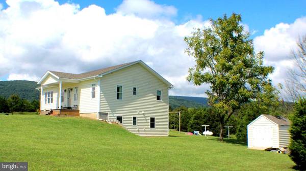 29 SAW GRASS DR, Maysville, WV 26833