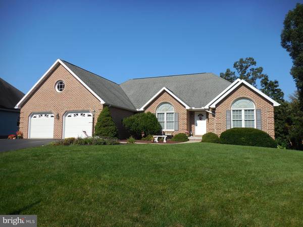 6940 AUGUSTA NATIONAL, Fayetteville, PA 17222