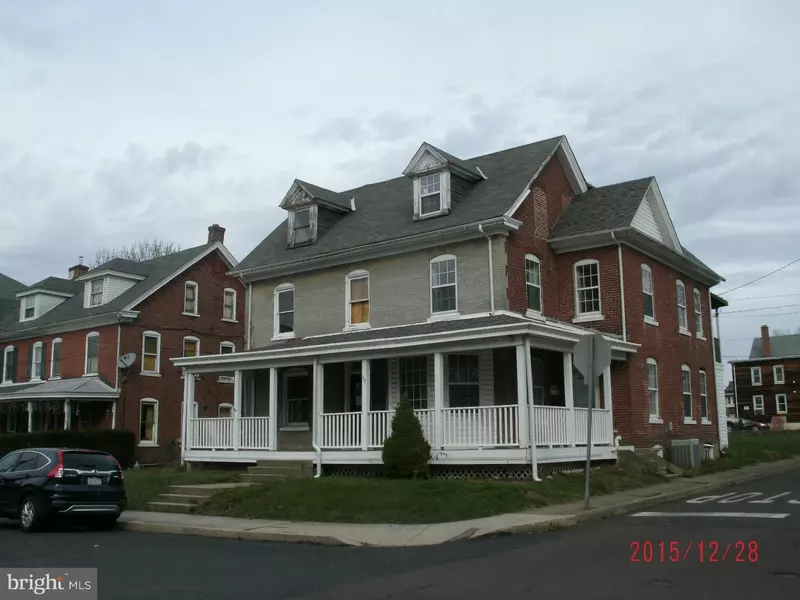 61 FRANKLIN AVE, Souderton, PA 18964