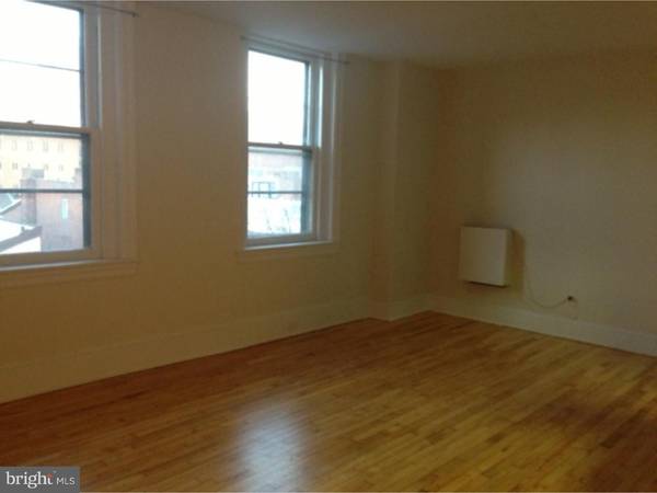 Philadelphia, PA 19107,1008-20 SPRUCE ST #6-1