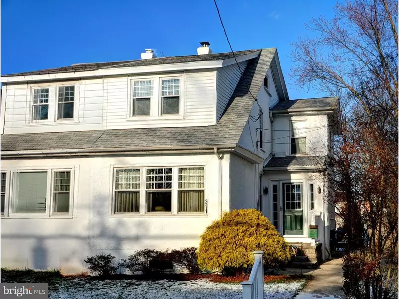 211 E 4TH ST, Lansdale, PA 19446