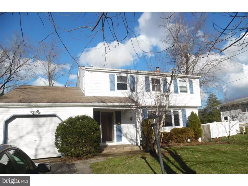 20 LANTERN LN, Cherry Hill, NJ 08002