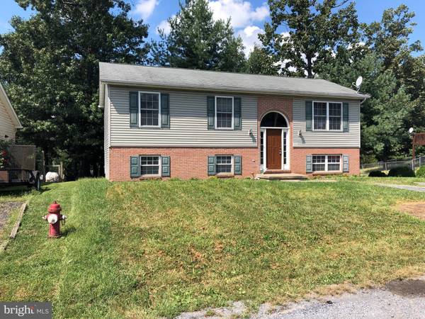 284 IDYLLWOOD DR, Inwood, WV 25428