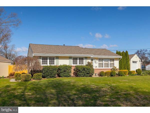 514 BUCKINGHAM DR, Sewell, NJ 08080