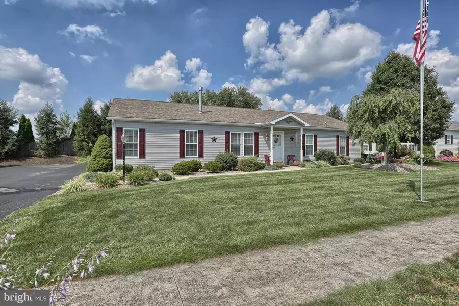 7 KATY LN, Myerstown, PA 17067