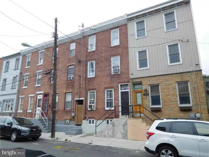 2726 E THOMPSON ST, Philadelphia, PA 19134