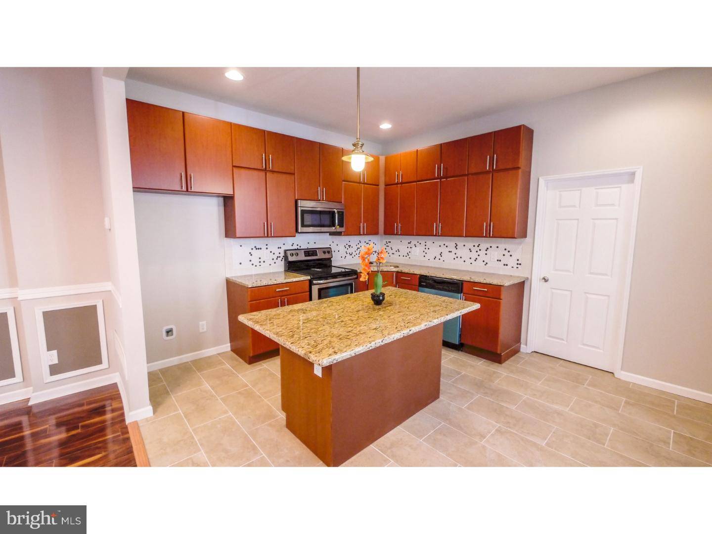 Philadelphia, PA 19144,151 W ABBOTTSFORD AVE