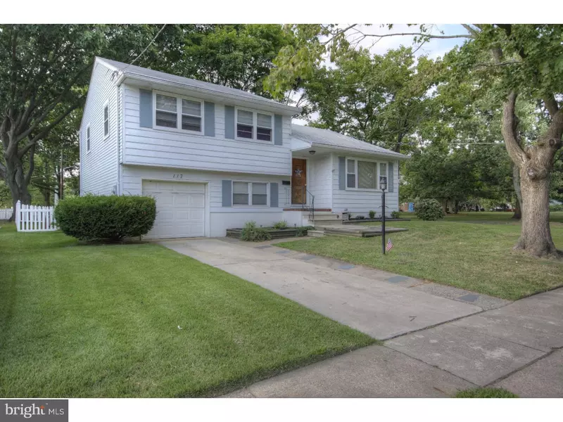 117 W HOLLY AVE, Oaklyn, NJ 08107