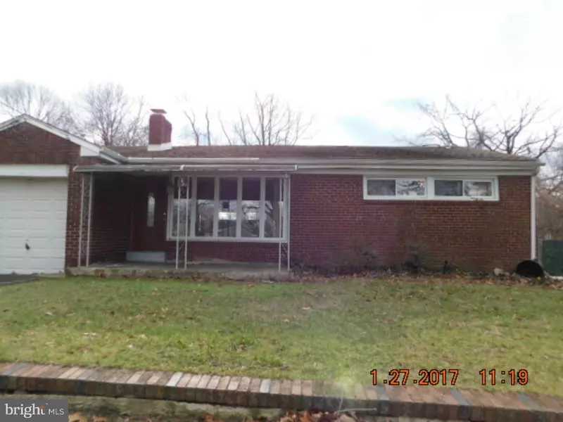 20 E HODGES AVE, Lawnside, NJ 08045