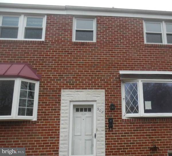 908 CIRCLE DR, Baltimore, MD 21227