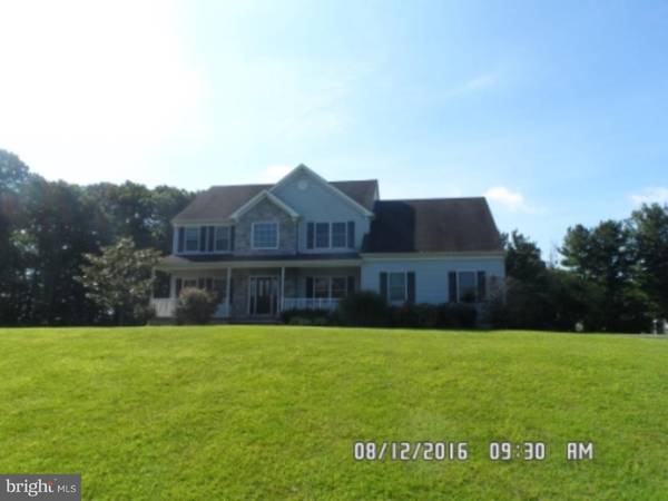 4 DELLAIRA CT, North Hanover Twp, NJ 08562